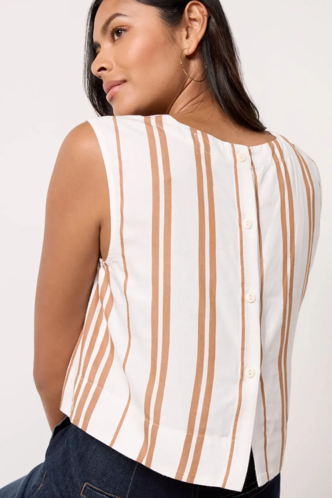 Tops & Tees<CLOTH AND STONE Stripe Button Back Top Toffeestripe