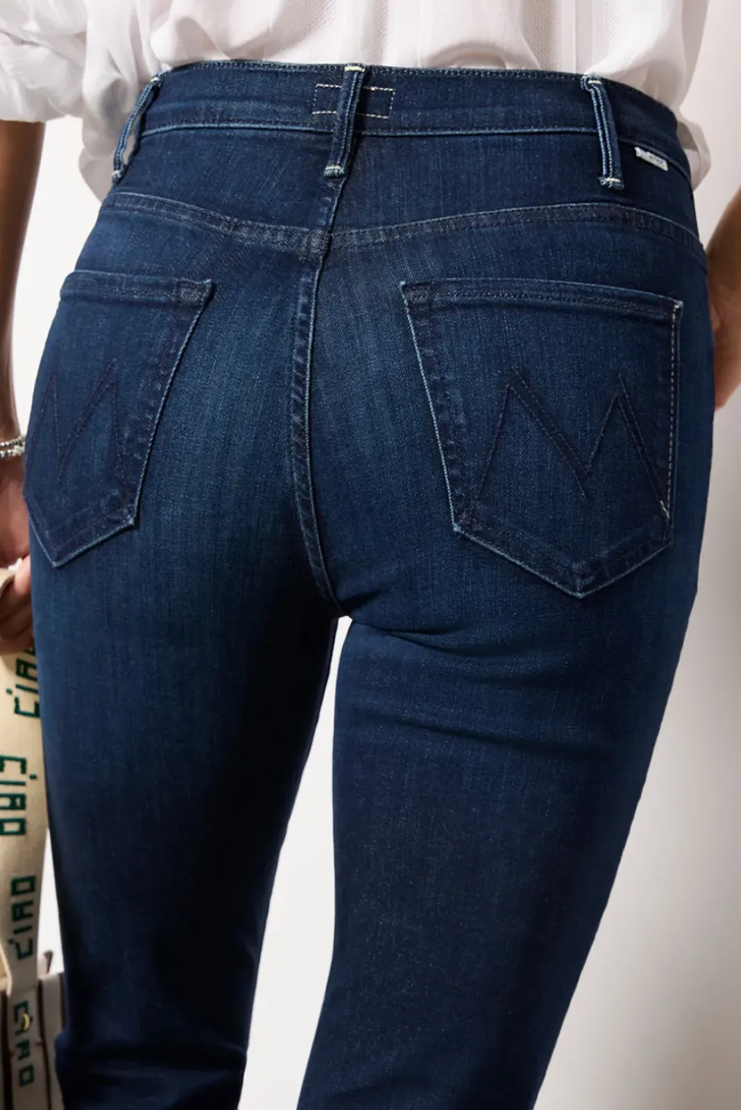 Jeans<MOTHER The Hustler Ankle Cornerpiece