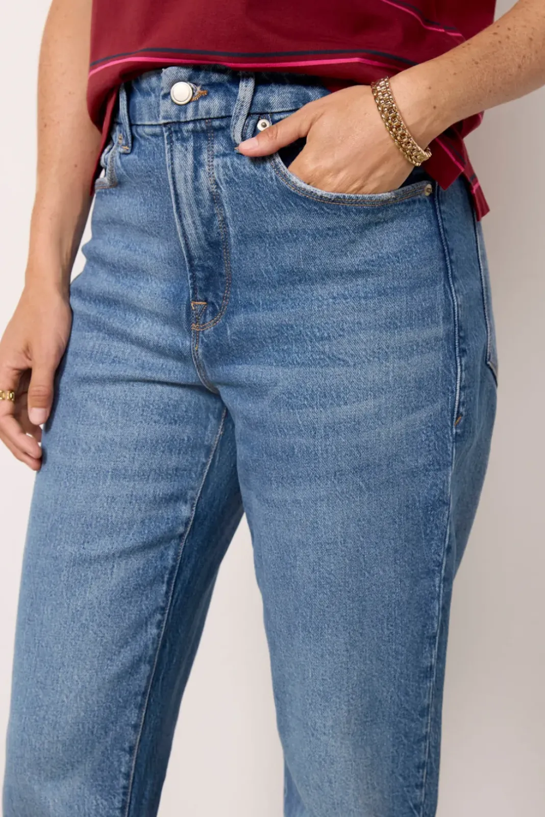 Jeans<GOOD AMERICAN The Weekender Jean Indigo711
