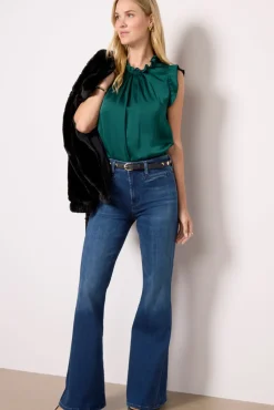 Tops & Tees<EVEREVE Tori Satin Top Green