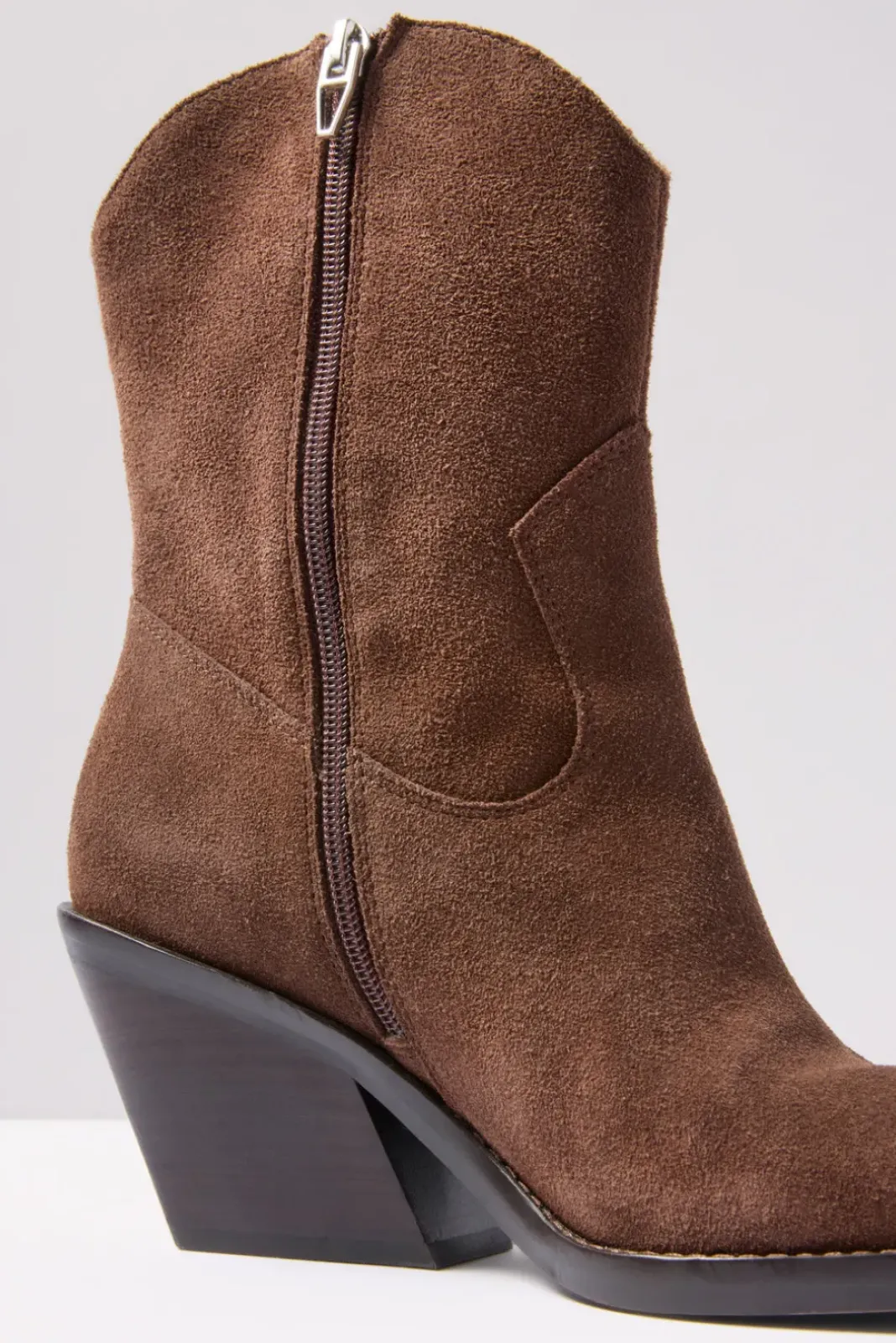 Shoes<DOLCE VITA Valory Western Bootie Dkchocolate