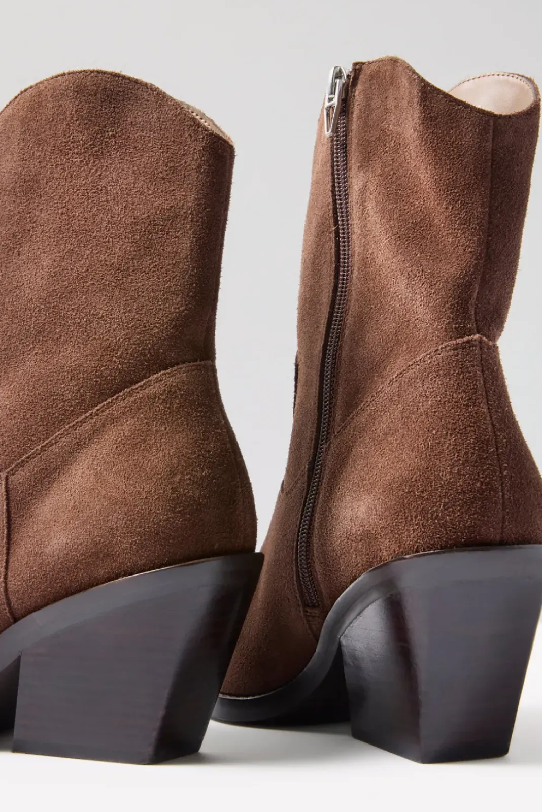Shoes<DOLCE VITA Valory Western Bootie Dkchocolate