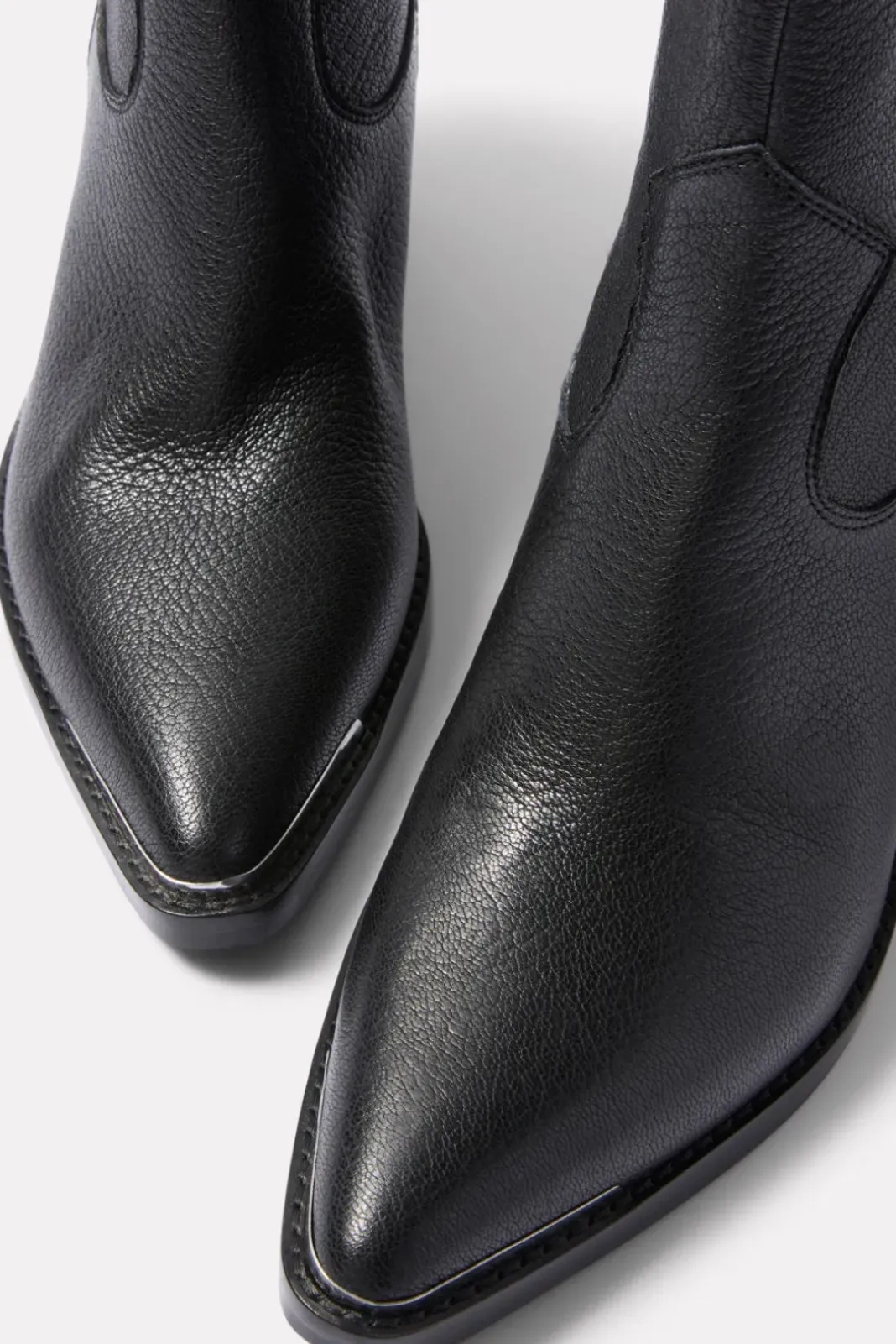 Shoes<DOLCE VITA Valory Western Bootie Black