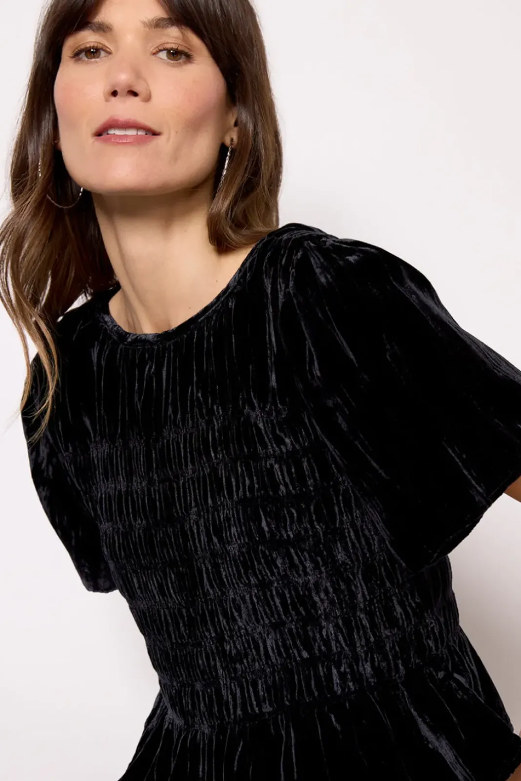 Tops & Tees<RAILS Velvet Rosie Top Crinkleblack