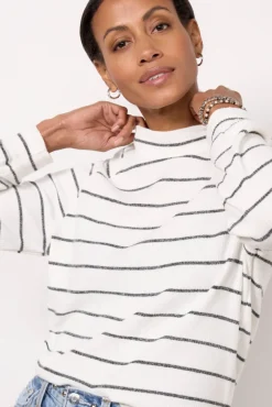 Tops & Tees<EVEREVE Walker Stripe Top White/Charcoal