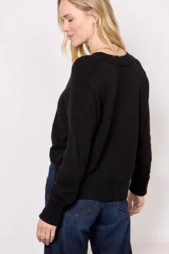 Sweaters<EVEREVE Wendy VNeck Pullover Black