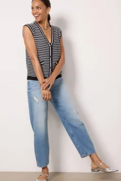 Sweaters<EVEREVE Willa Lady Like Vest Black/White