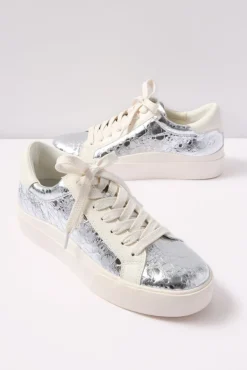 Shoes<DOLCE VITA Zayne 360 Sneaker Silver